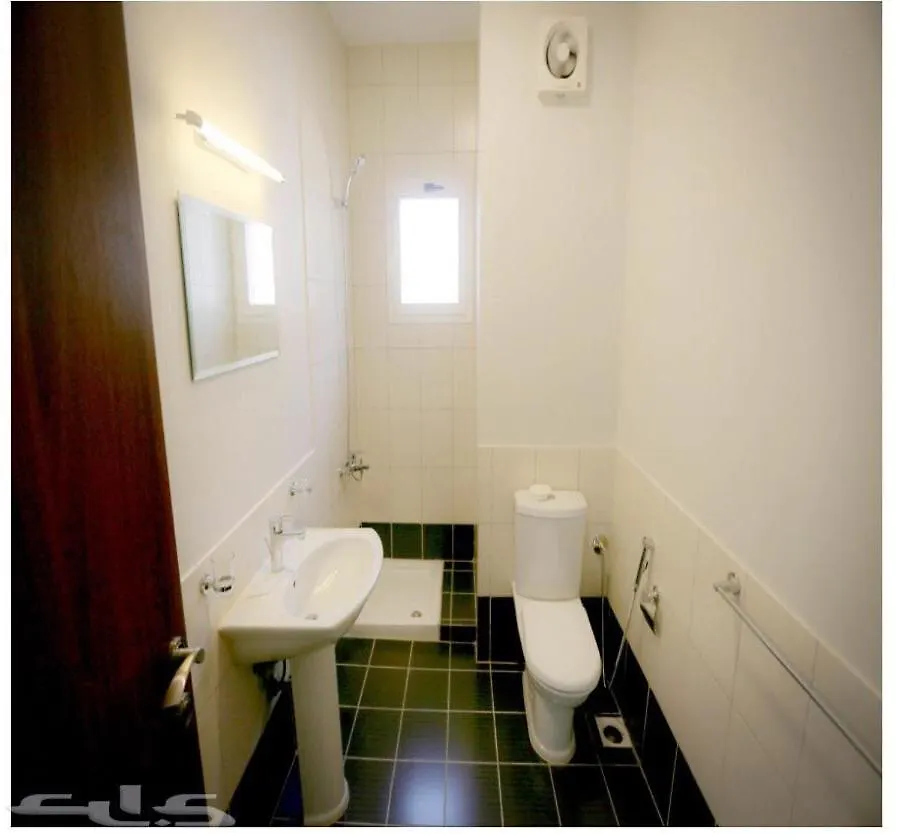 Family House Apartment Jeddah